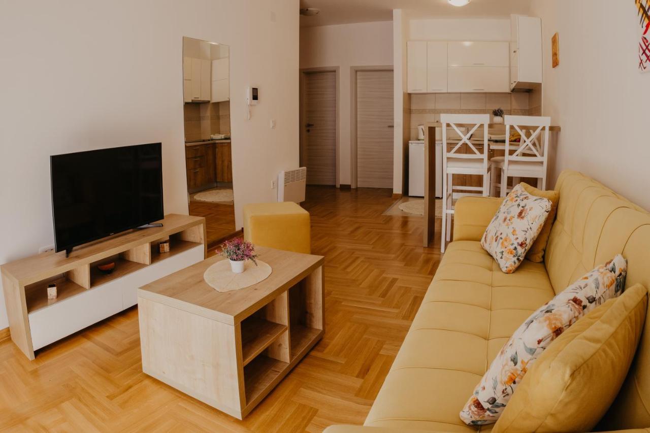 Apartment Peace 2 With Parking *
